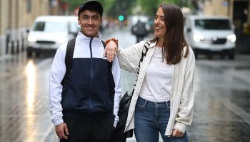 &iexcl;Corre por SOS racismo!